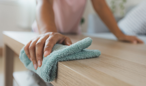 How can keeping microfibre cloths handy make everyday dusting quicker and more effective